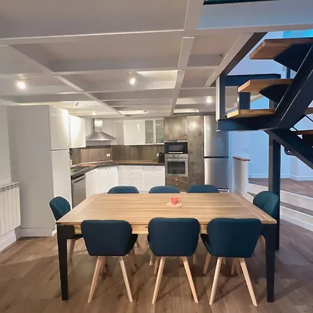 Parisian Loft 120 M2 - Stylish - 10th Париж